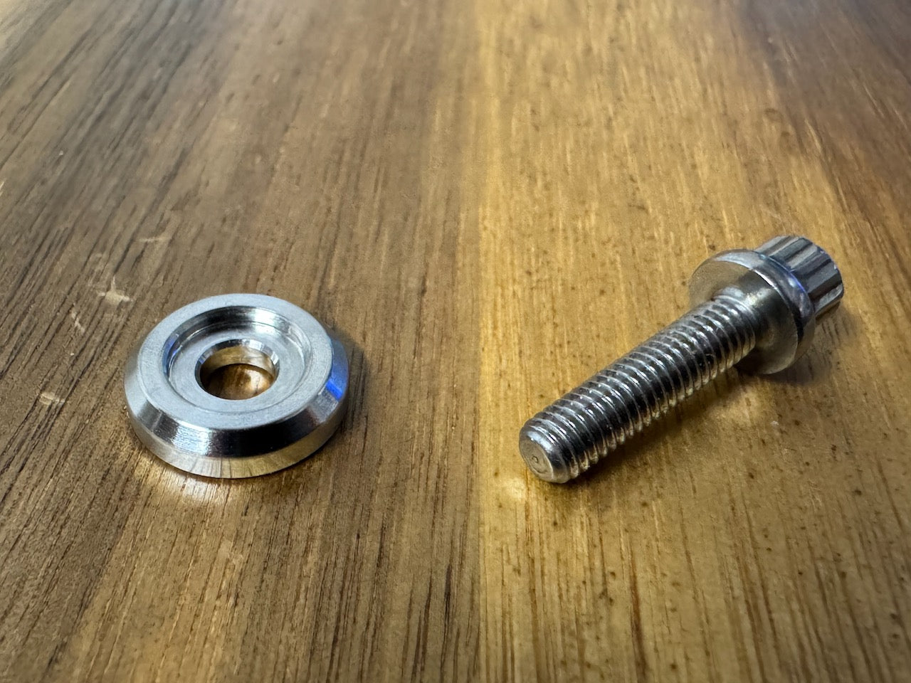 EXTSW BEVELED .202”/ 10-32 ID x .615" OD x .140” Thick 316 Stainless Washer, Fits 702 ARP 12 point Bolts