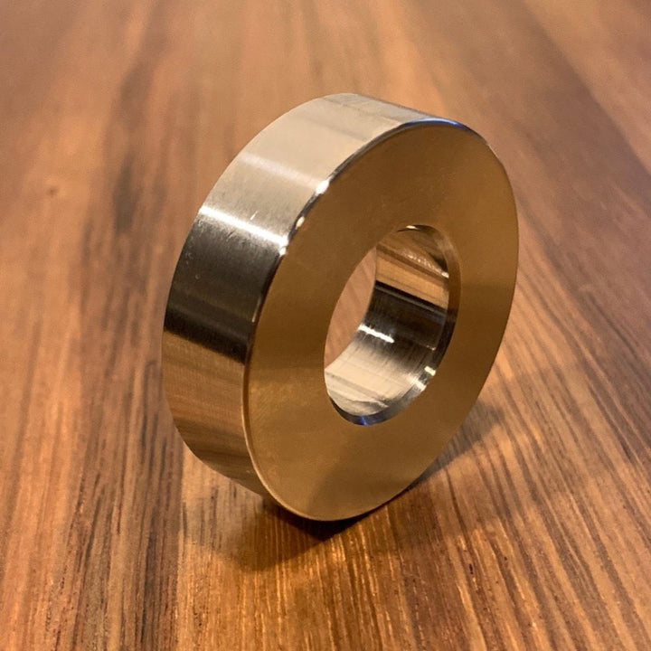 EXTSW 5/8" ID x 1.365" OD x 3/8" Thick 304 Stainless Washer
