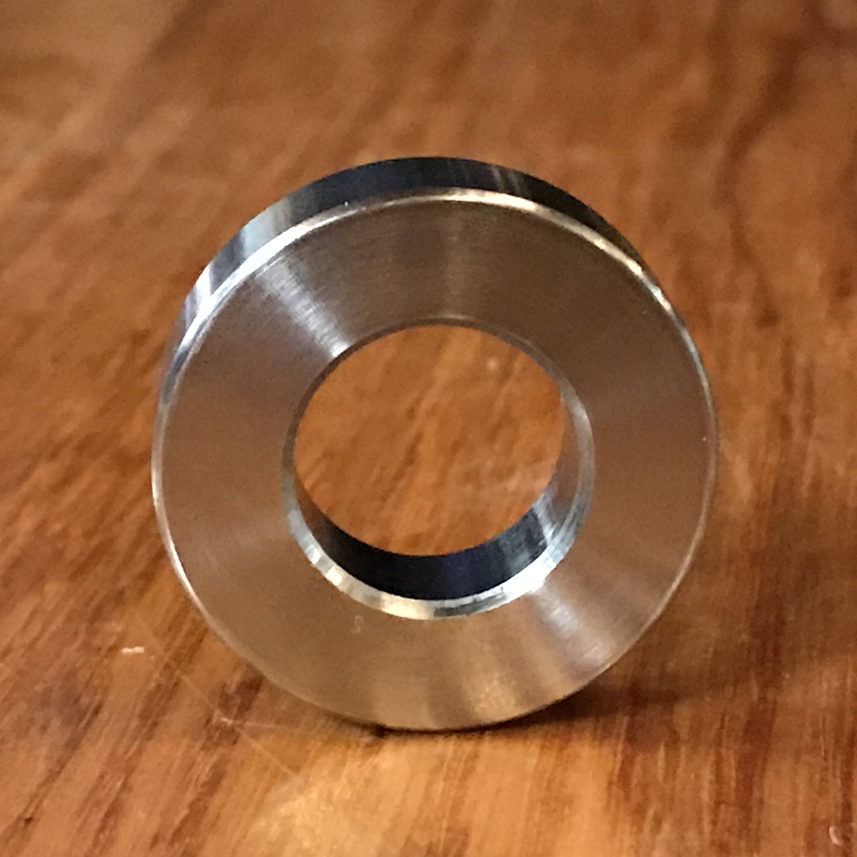 EXTSW 5/8” ID x 1.240" OD x 3/8” Thick 304 Stainless Washer