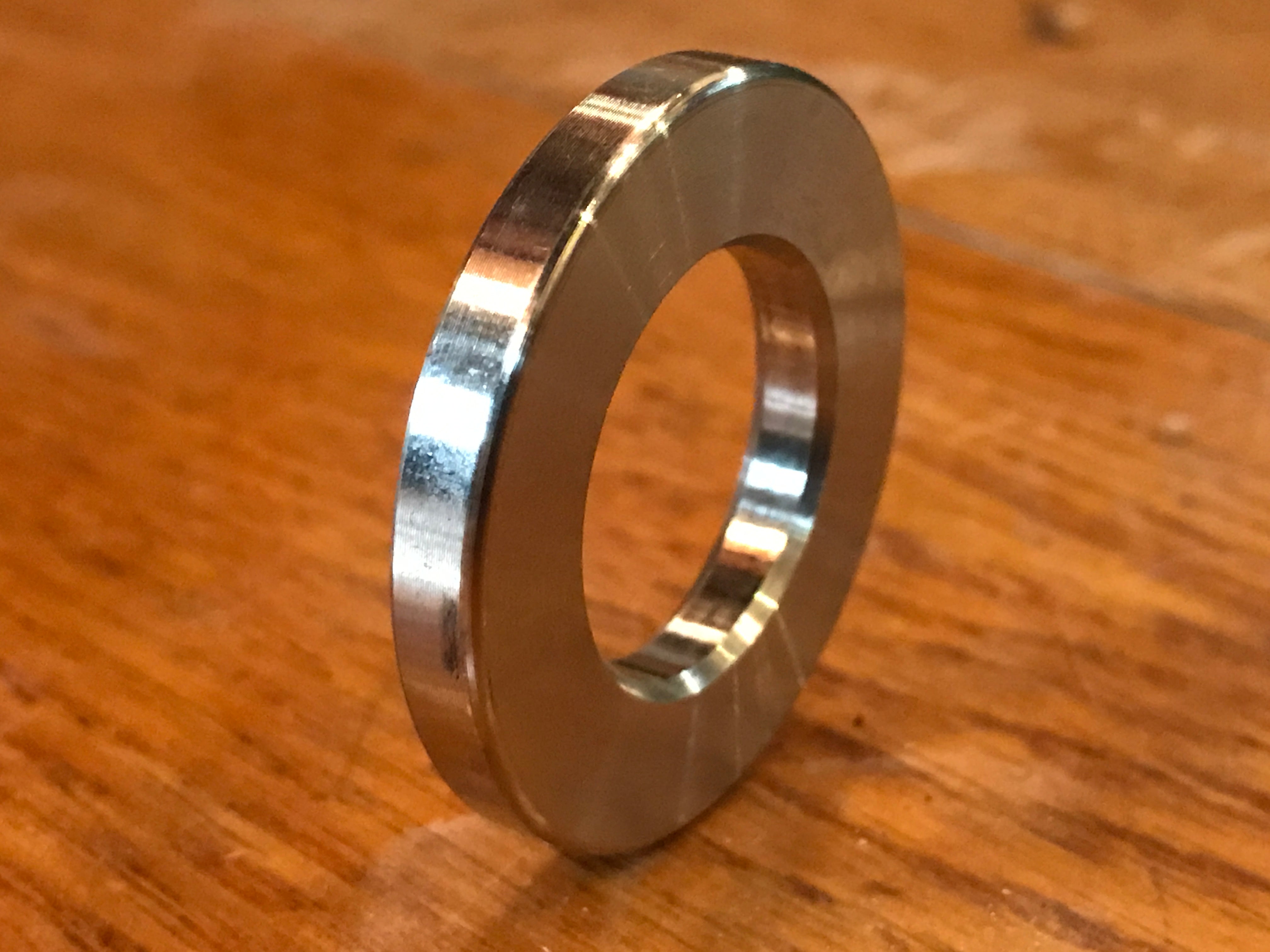EXTSW 21.05 mm ID x 37.85 mm OD x 4.77 mm Thick 304 Stainless Washer