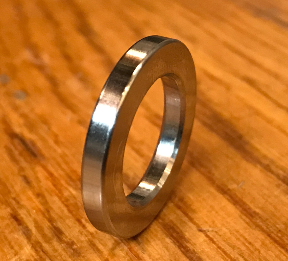 EXTSW  14.1 mm ID x 25.1 mm OD x 2.75 mm thick 316 Stainless Washer